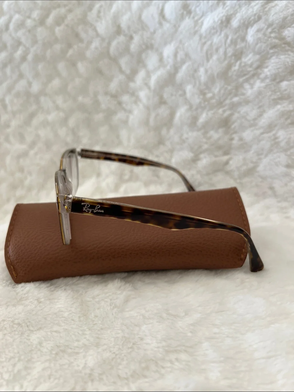 Ray Ban Tortoiseshell Rectangle Eyeglasses Frame with Ray Ban case